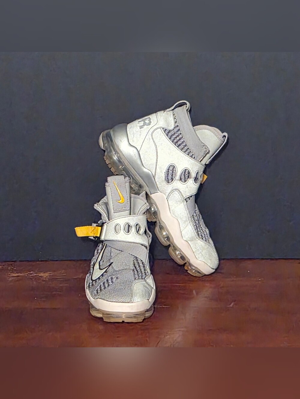 Nike Air VaporMax Premier Flyknit Sneakers Mns 9.5 Wolf Grey/Slvr/Blk Exc. Cond!